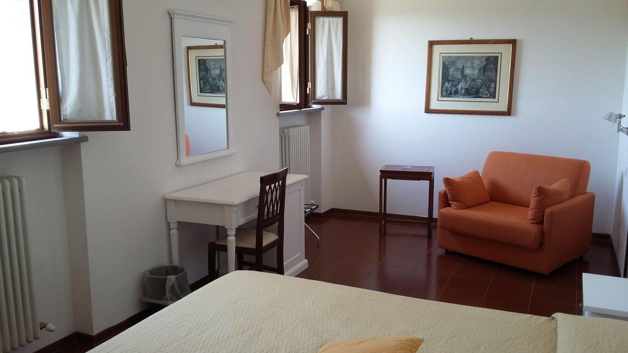 סיינה Hotel Porta Romana Di Luce Hotels מראה חיצוני תמונה
